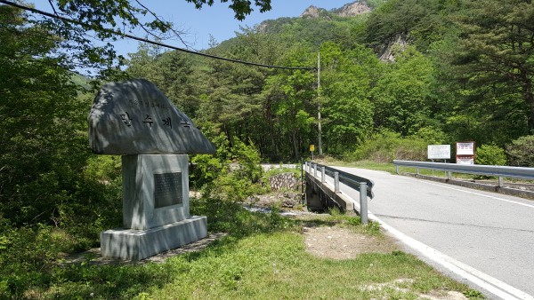 b734e2de9fc8ad1aca6833bbf30a6e3e_1463030